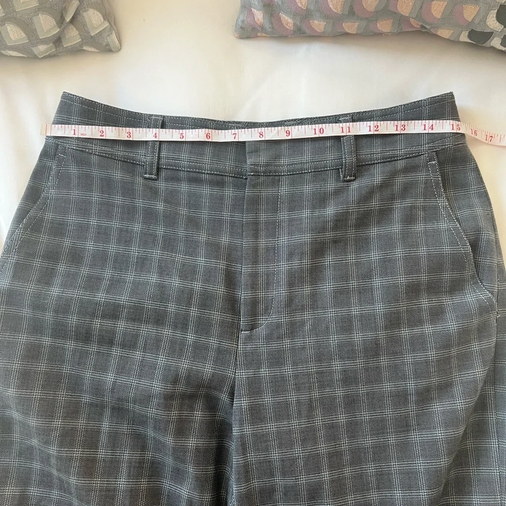 Club Monaco cropped check trouser. Size 6. Women’s Enamel Ring Pant. - Picture 10 of 11